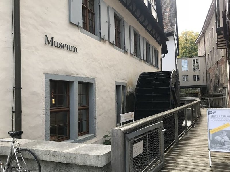 Gratis ins Papiermuseum nach Basel