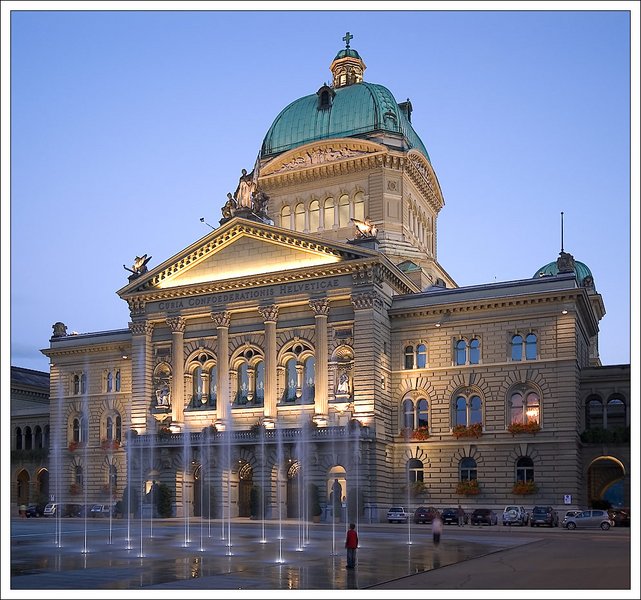 Webinar "Politik und ich – wer entscheidet eigentlich, was die IV tun muss?"